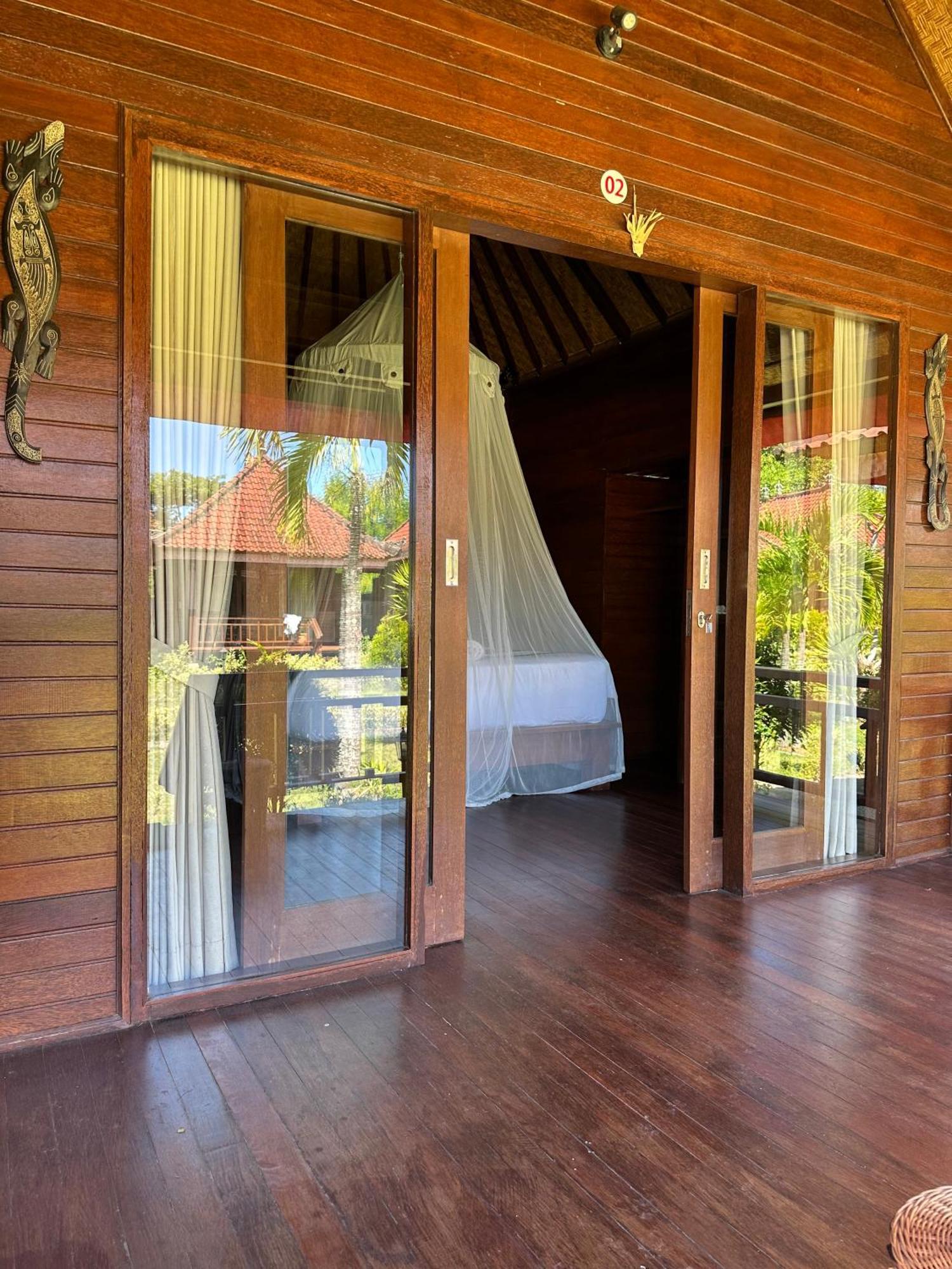 Maharatu Villa Lembongan Екстериор снимка