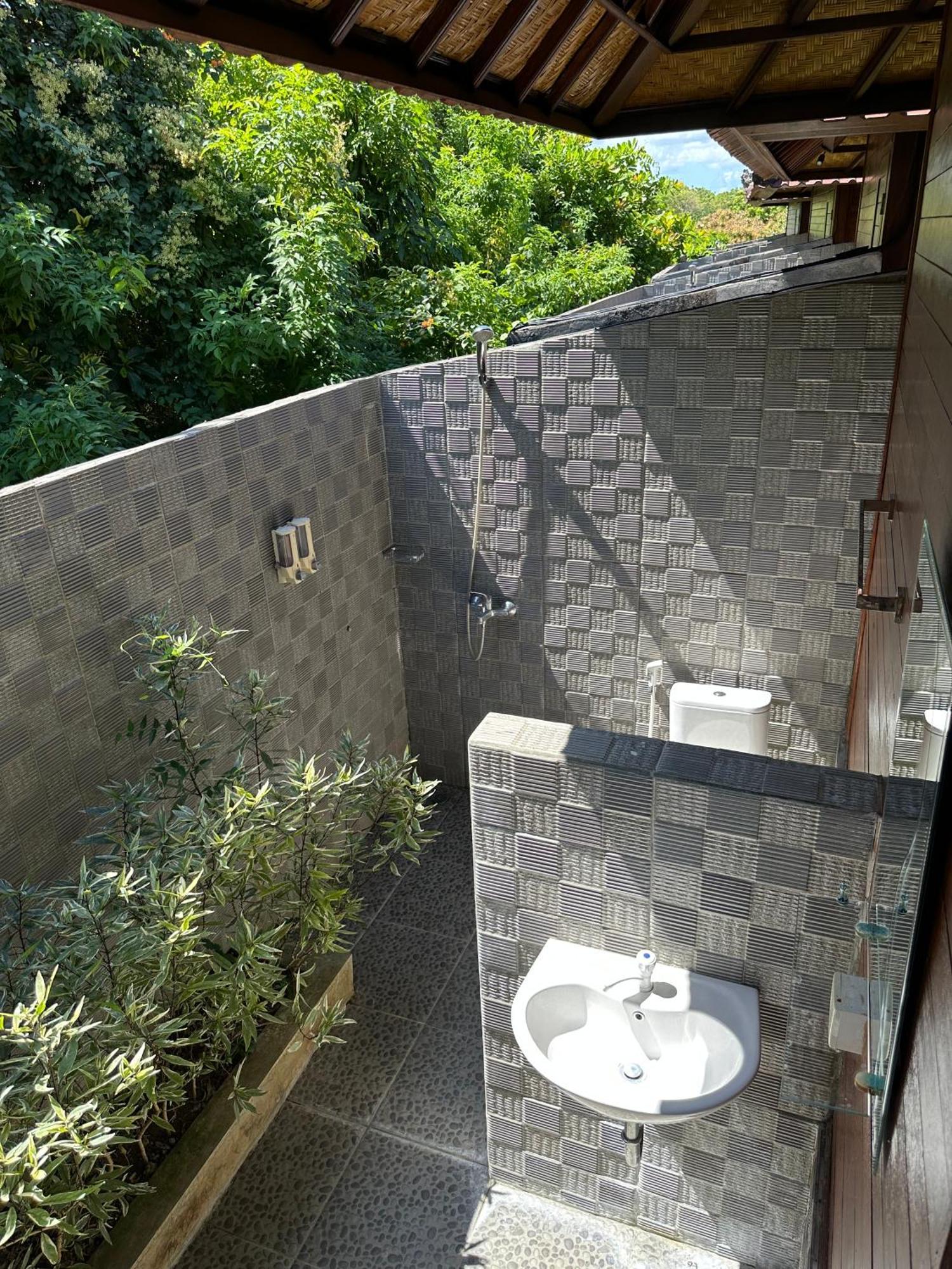 Maharatu Villa Lembongan Екстериор снимка